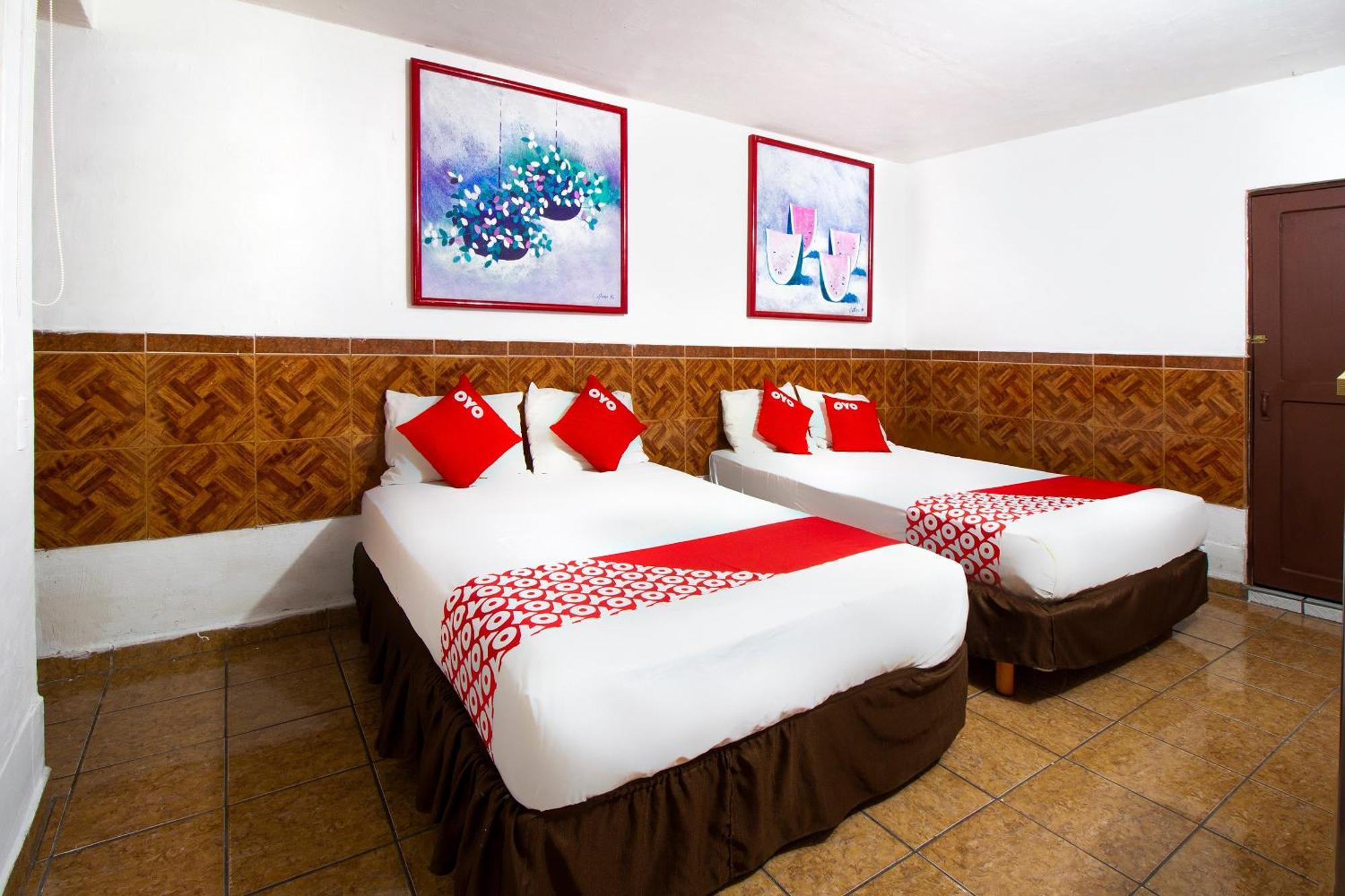 Oyo Hotel Brazil,Guadalajara,Estadio Jalisco Bagian luar foto