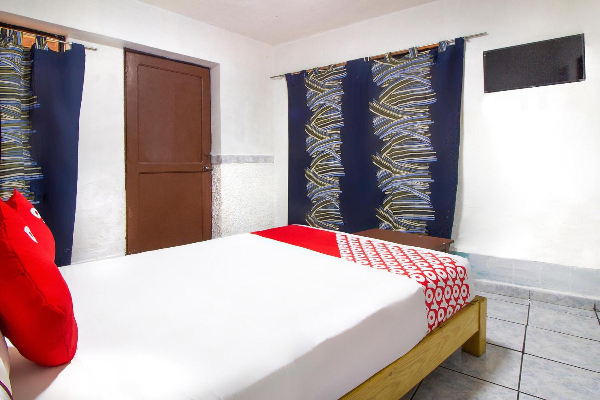 Oyo Hotel Brazil,Guadalajara,Estadio Jalisco Bagian luar foto