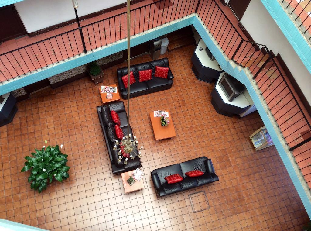 Oyo Hotel Brazil,Guadalajara,Estadio Jalisco Bagian luar foto